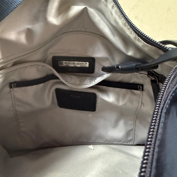 Tumi shoulder bag navy - Picture 4 of 5